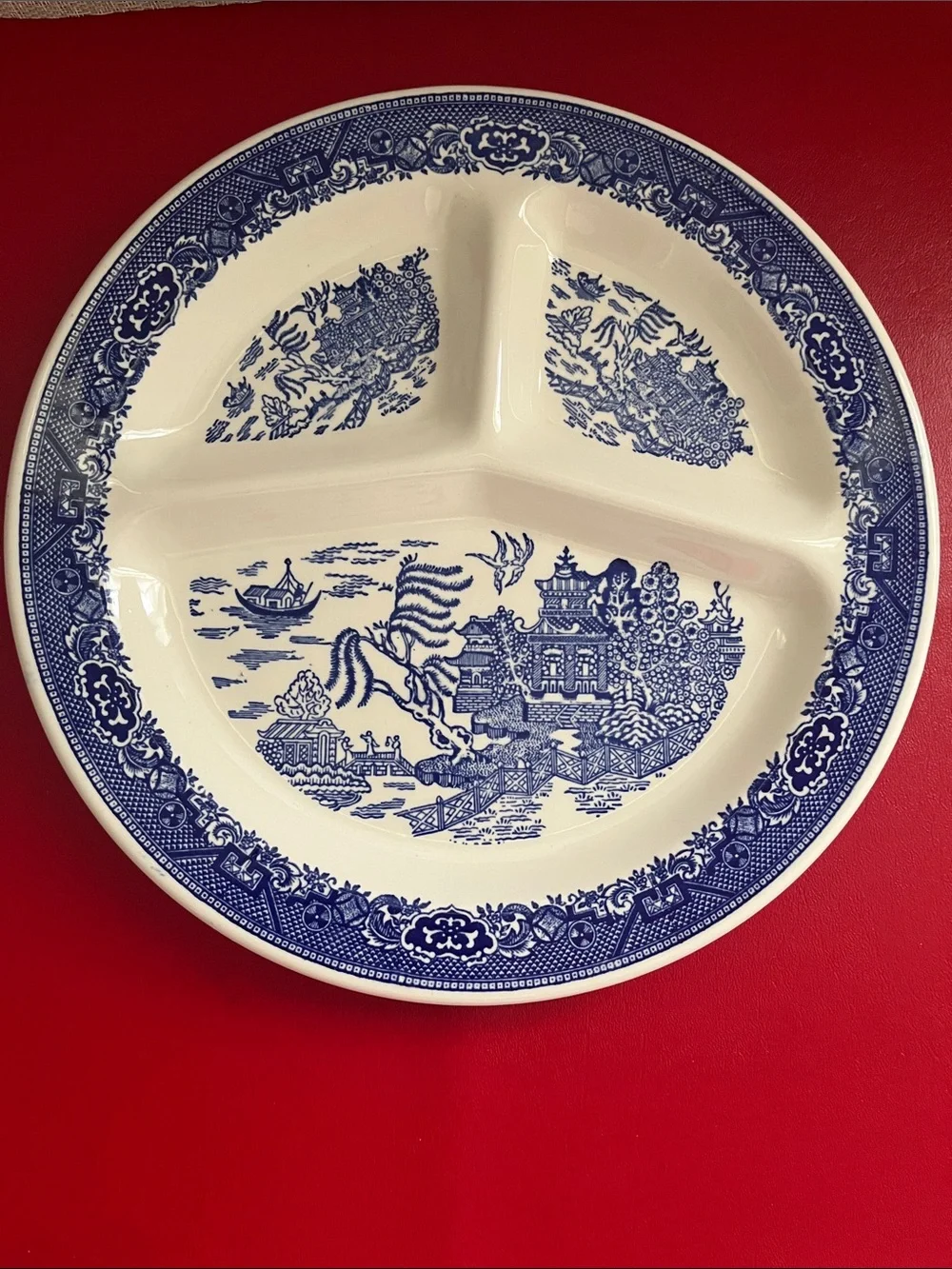 Blue Willow Pattern Divided Plate Vintage Royal China 11 3/8”D